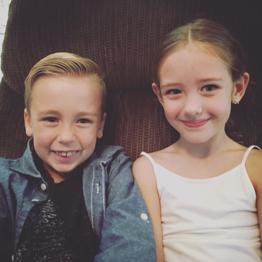 theshep12's tweet photo. Cousin time is the best!!! #ThxMas https://t.co/6w8zjl2cLo
