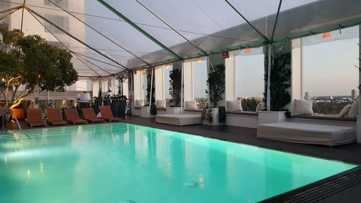 mike_a_wilson's tweet image. L.A. nights. #skybarla #weho