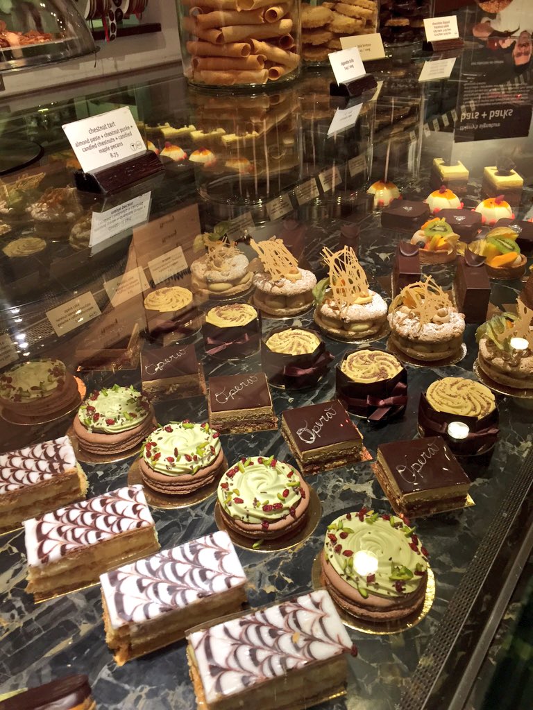 shelleyhayashi's tweet photo. @thierrychocolat - My all-time fave on #AlberniSt 😄 The "Liquid Chocolate" is divine! @albernistreet https://t.co/aQJtqxmuVS