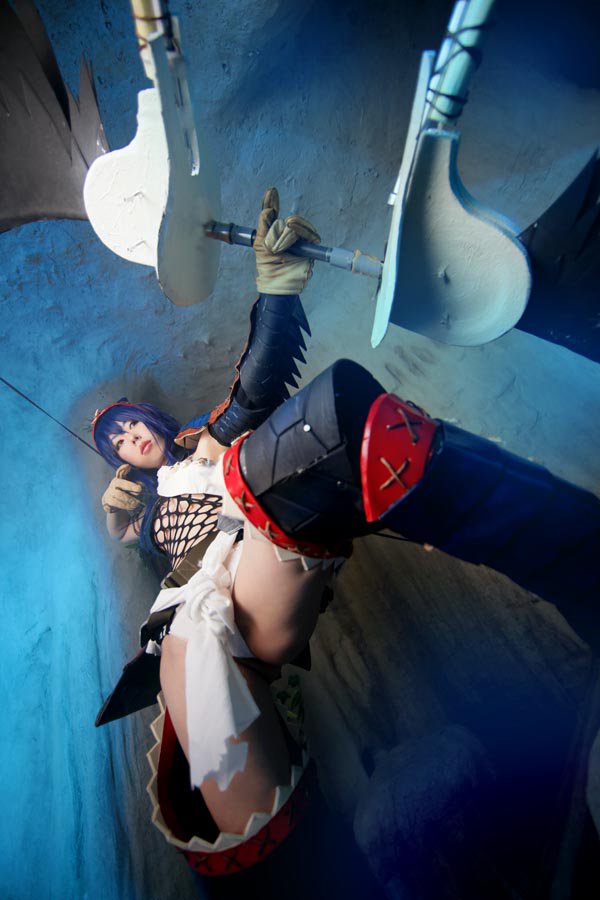 いちご 24日講習会5 1コスホリ Twitterissa モンハンクロス狩猟解禁です ナルガ装備 C新作だします P Kazu Tさん 衣装造形 いちご モンハン T Co Weuqxmnbi9