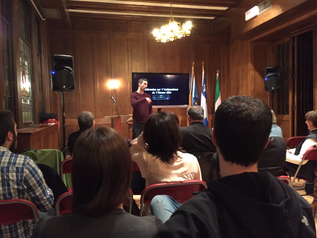 CapIndependance's tweet photo. Soirée RCI  Le réalisateur Guillaume Denommée présente son documentaire Au coeur de Yes Southside #polqc #ouimonpays https://t.co/1l3bJa8DzF