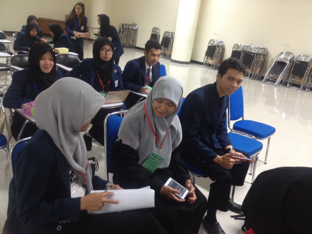 Finalis dari Institut Pertanian Bogor. Ceria :D