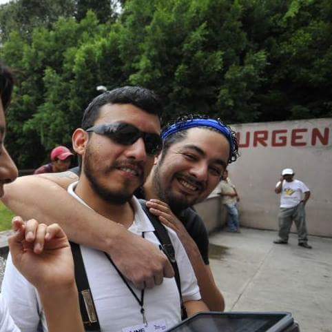 ncv_Violeta's tweet photo. En país Vasco Reconocen colectivo en Veracruz q cubre agresión a Periodistas @jenarovillamil
https://t.co/0cN3vnPBEz https://t.co/u8DWENtBRR