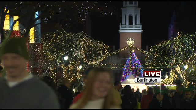 wcax's tweet image. Burlington kicks off holiday season, lighting Christmas tree on Marketplace ow.ly/VboyK #btv