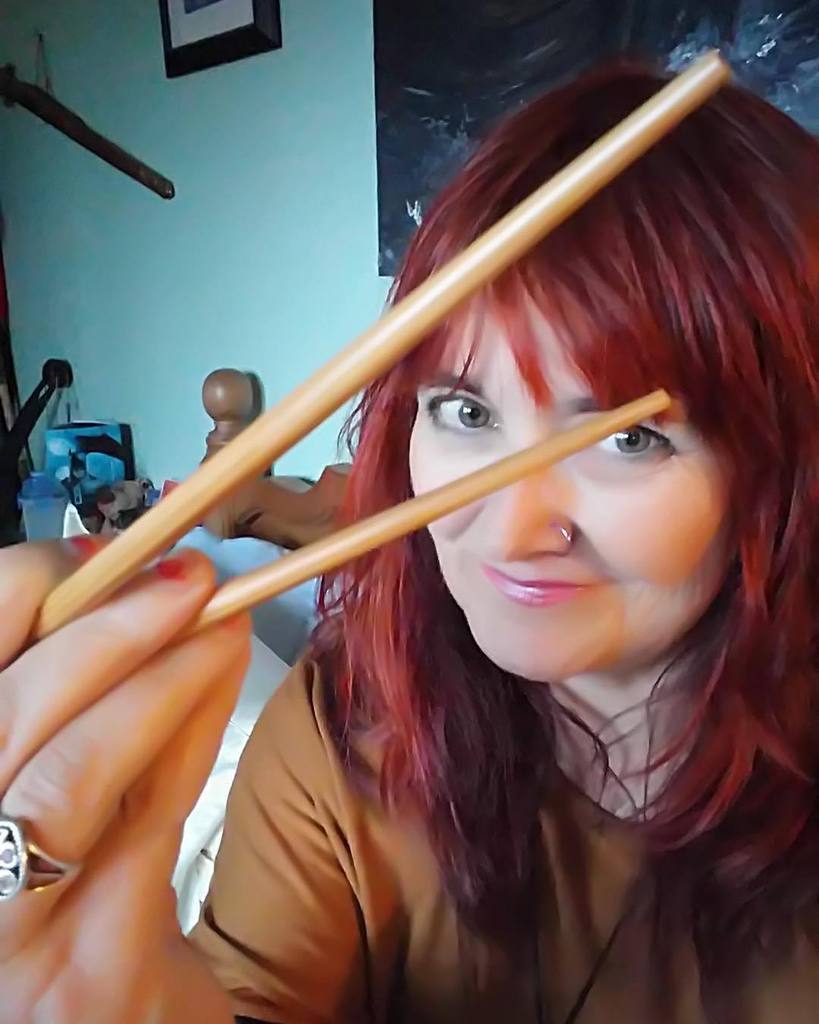 ourartsmagazine's tweet photo. Learning to use chopsticks.  Not very well lol. #chopsticks #chinesefood #learningnewthing… https://t.co/yJ5M30bel8 https://t.co/aigt5anwyu
