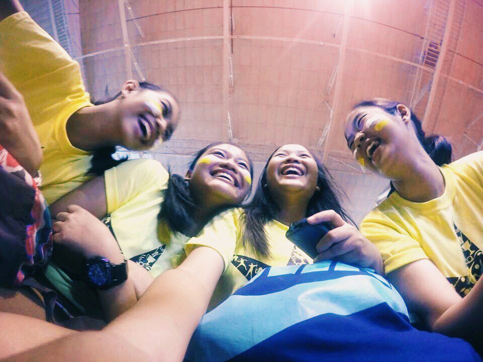 danicamxrie's tweet photo. coz u guys can't be tagged @rABbitvirata @pieyuh haha 💛
#sportsfest2015 next year naman 🤘🏻 https://t.co/zeJ2fE8RBz