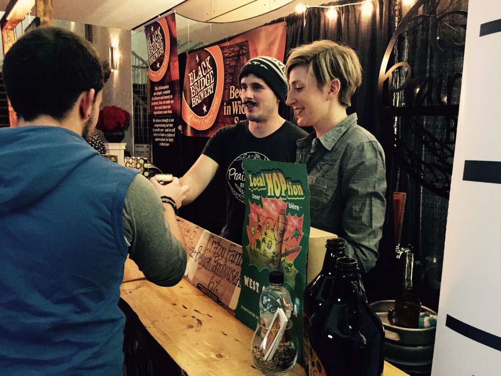 PrairieSunBeer's tweet photo. Slinging beer @beerbaconbands come try our #LocalHOPtion #HarvestMoonkin #CrazyFarm #toffee5 #yxe #skbeer #VOTE https://t.co/Gfk3dtOSQr