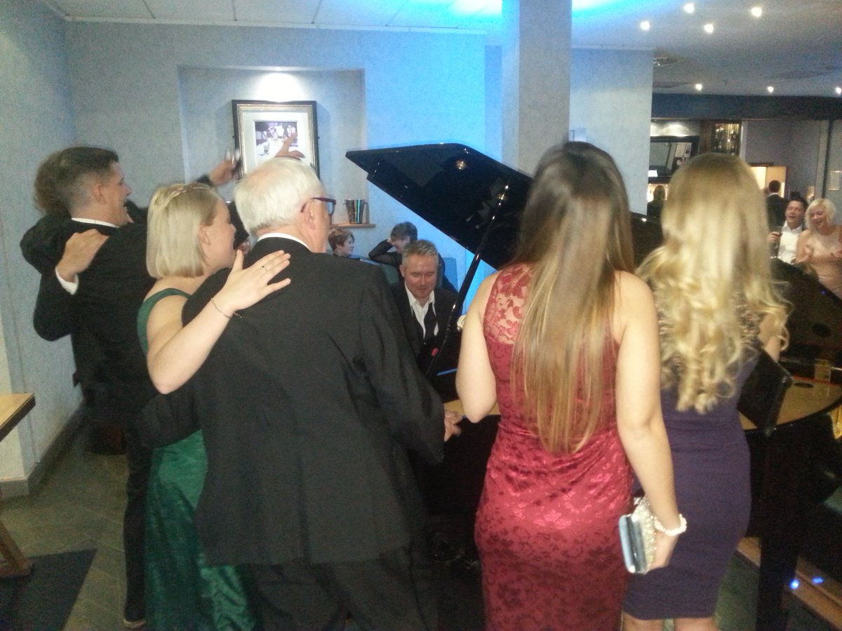 CIHCymru's tweet photo. Singalonga Beatled with @GarethSankara
Great way to end the evening!
#letitbe #imagine
#wha15 https://t.co/KwLqkWxHB6