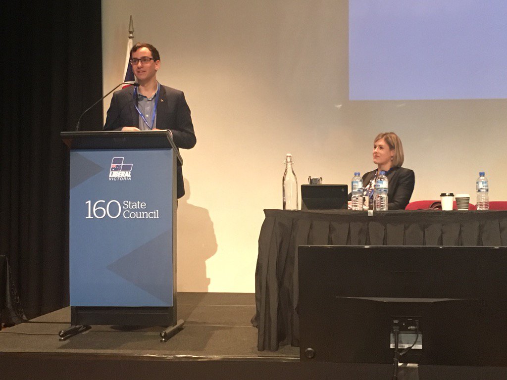 VicYoungLibs's tweet photo. .@matthewlesh speaking at the YL public speaking competition #SC160 https://t.co/TNrK0ApMRQ