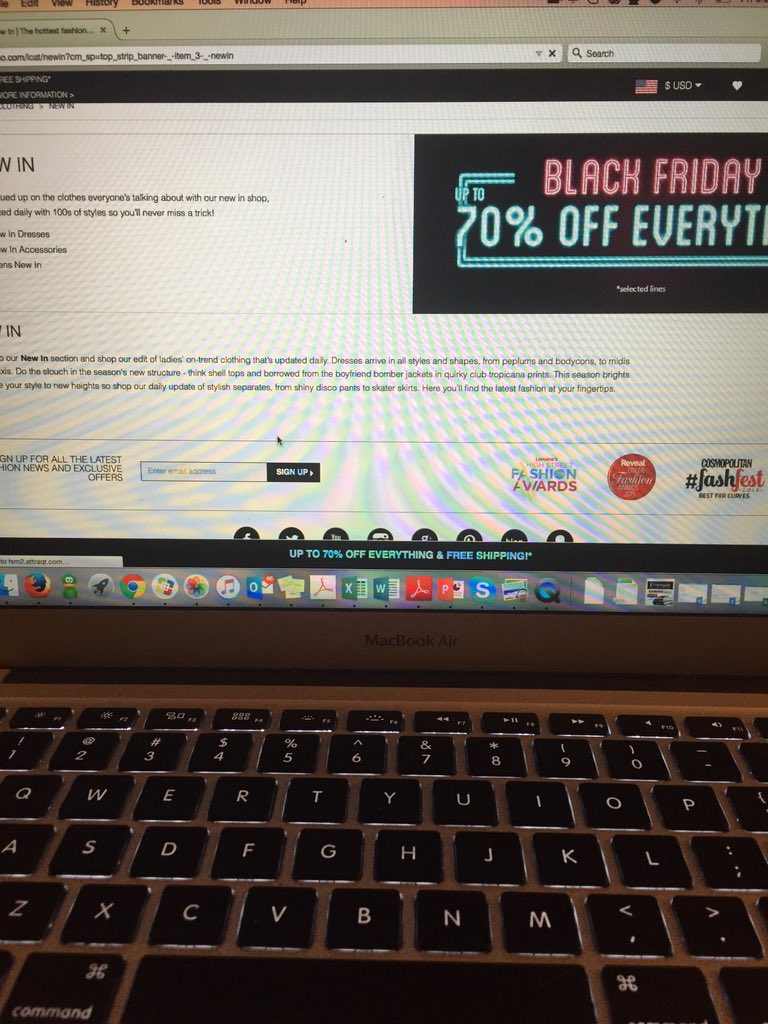 Embop7's tweet photo. @boohoo_cshelp I've been trying 2 hours, the pages half loads but none of the clothes do? https://t.co/yqdzsxLBWh
