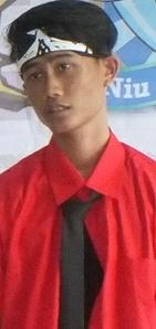 Ni orang punya komuk melas bat, minta dikasi doku kek nya😂 @NFirmaan