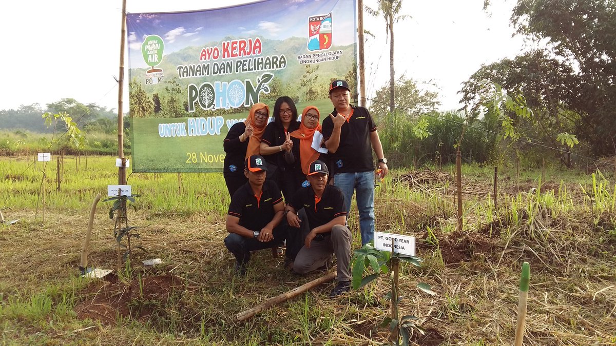 nanantriyani's tweet image. Hari Menanam Pohon Indonesia tingkat Kota Bogor 2015 (Subid Kons @BPLHKotaBogor @PemkotaBogor @KangEncep @dwidvs