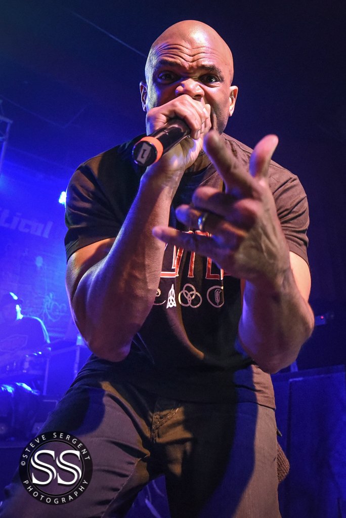 Thanks for the killer shot <a href="/THEKINGDMC/">Darryl "DMC" McDaniels</a>  Hope your Rock On The Range pic made it back safe.