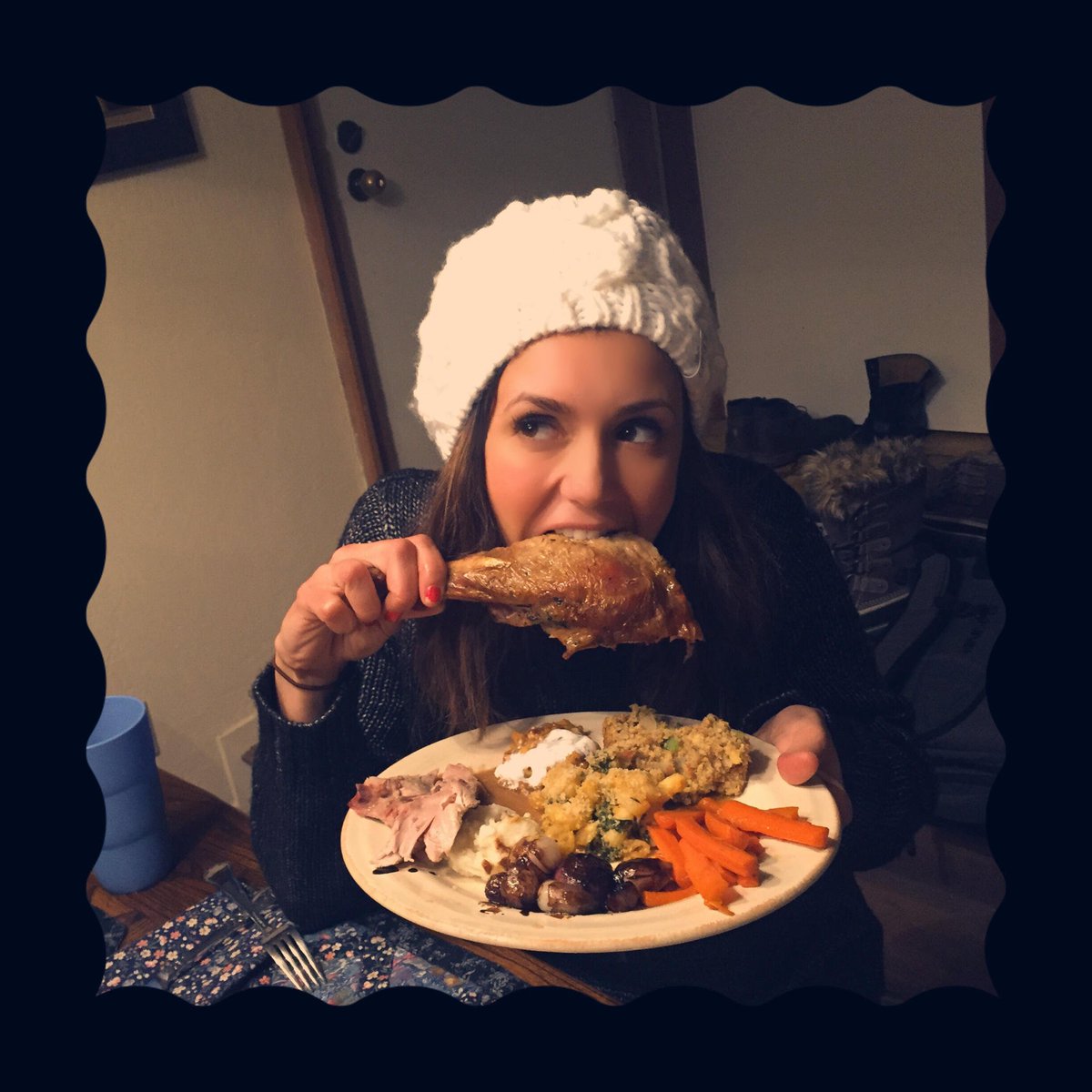 ninadobrev's tweet photo. Gobble Gobble https://t.co/xP96vWgT4Q