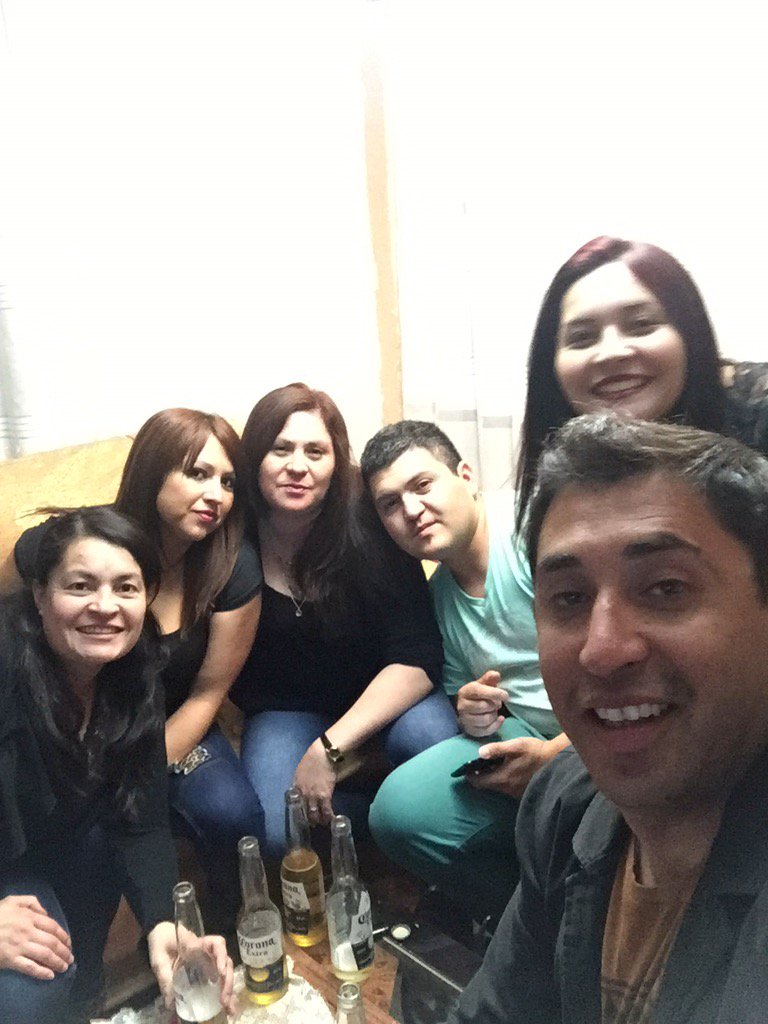 reipinto's tweet photo. #teleton disfrutando de las 27 hiras de amor!!!! https://t.co/Etu8cMDMuG