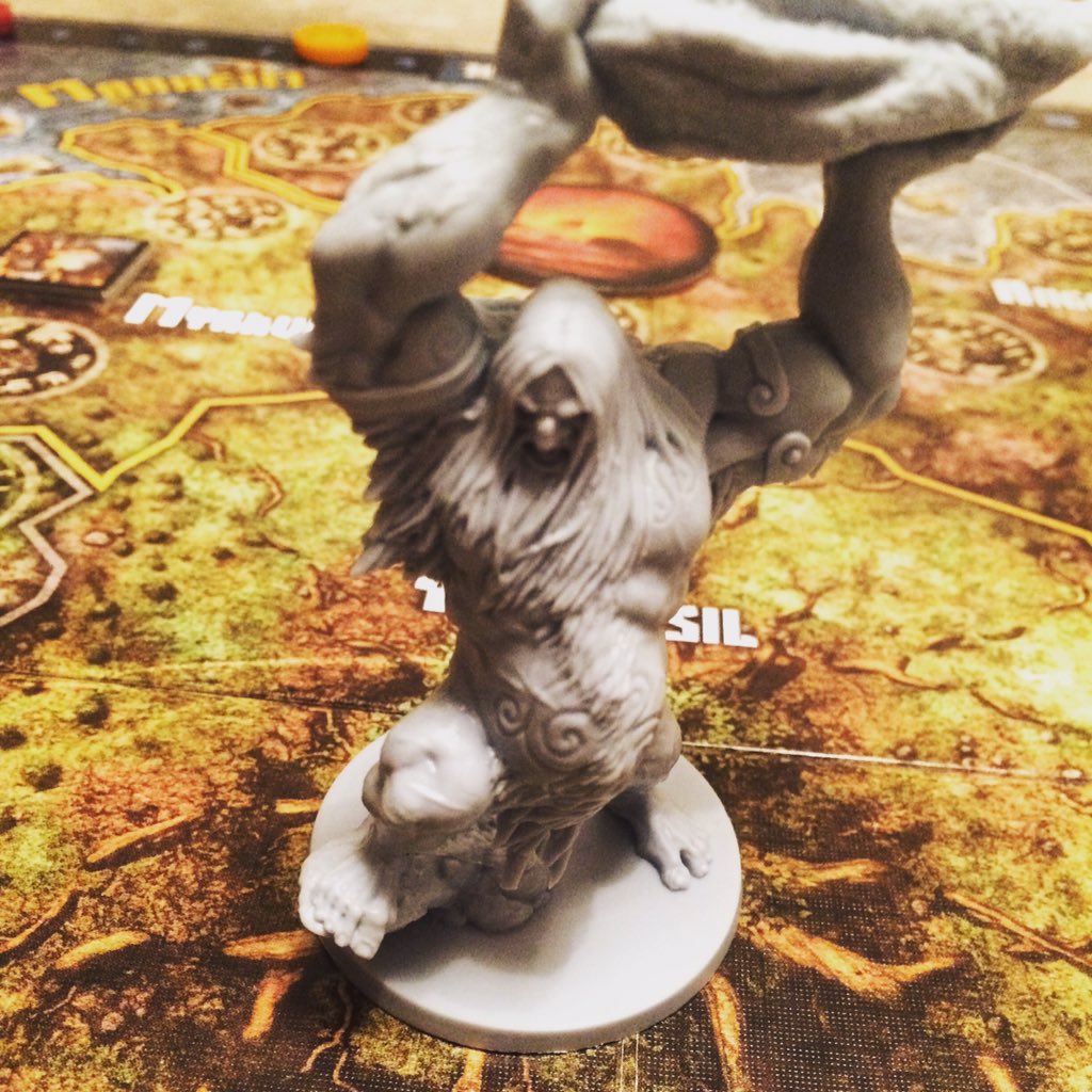 Les figurines sont si détaillées!
The minis have so much details!
#j2s #boardgame #BloodRage