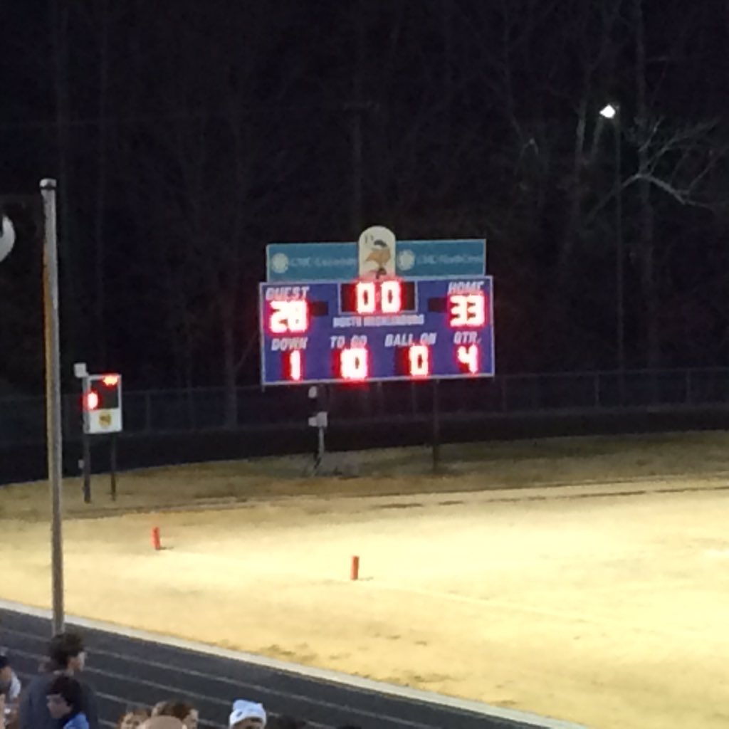 JoyKWarner's tweet image. And it's a 33-28 win @CSDMsConnie for our Spartans!  #State1-Aplayoffs