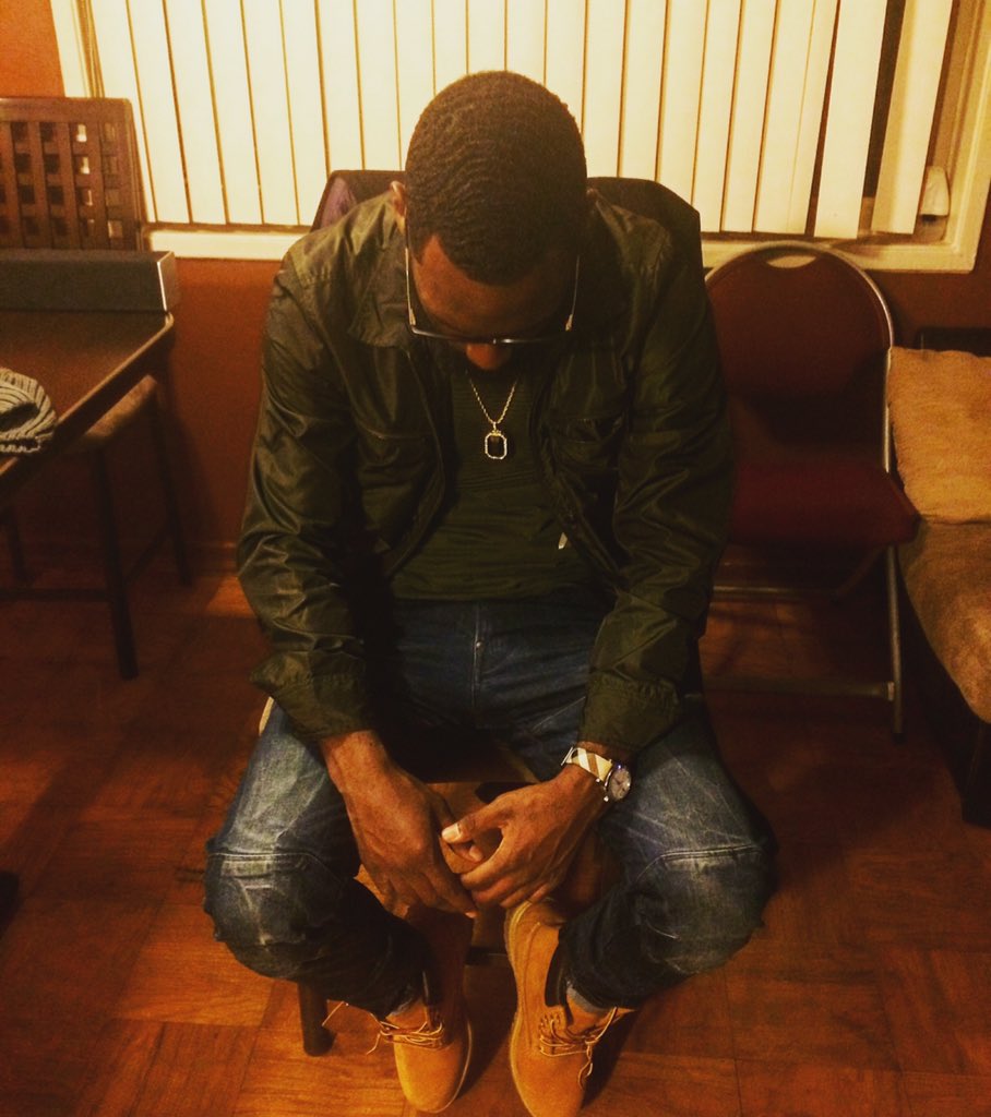 GC_Youngin's tweet photo. Crazy Thing:: 'erybody that started won't finish wit ya' ππ°ππΎ π― #RichReality #LetsDoit https://t.co/5wyqLEGmgt