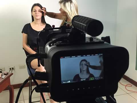 MariaGrebol's tweet photo. :: Día de Tutoriales en El Salvador! ::
#MaxFactorLA #MaxFactorMX #MaxFactorPma #MaxFactorColombia #MaxFactorSV https://t.co/qBeyMcEDZL