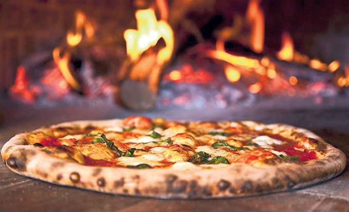 1Gorette's tweet photo. #PIZZAS A #LALEÑA AL #HORNODEPIEDRA
#QUERÉTARO #CENTROHISTÓRICO
TEL: 2127189 https://t.co/IF8mOC3b4w