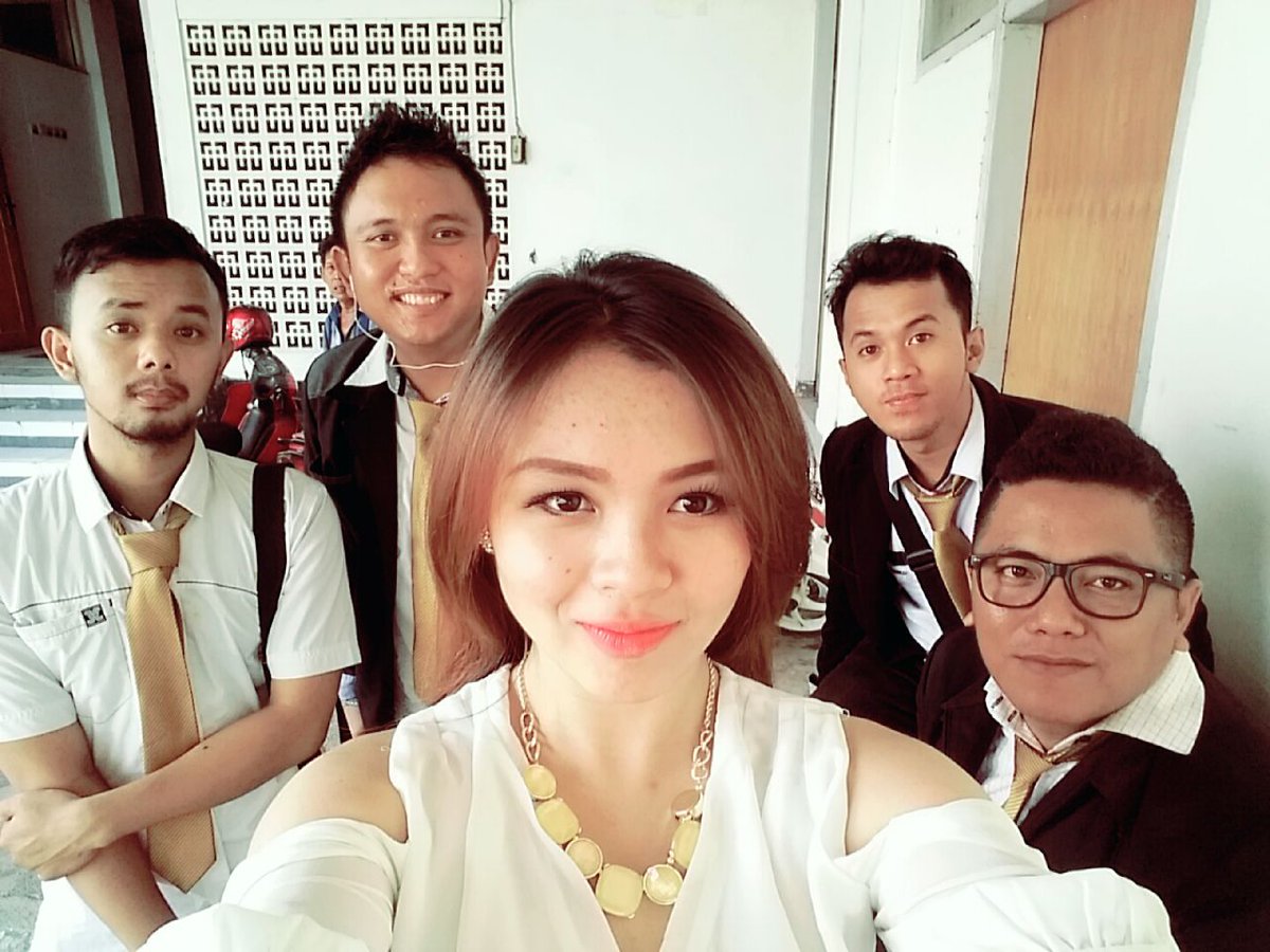 Infinityband23's tweet photo. INFINITY COUSTIC Ready On Stage wedding Nungky &amp; ilma @gedung Pancakabraja Cirebon https://t.co/f8bBrcvzaX