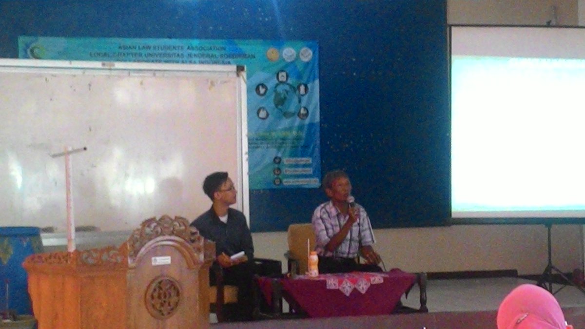 Sedang berlangsung pemaparan materi 3 oleh Bpk. Satiman #LCC2015