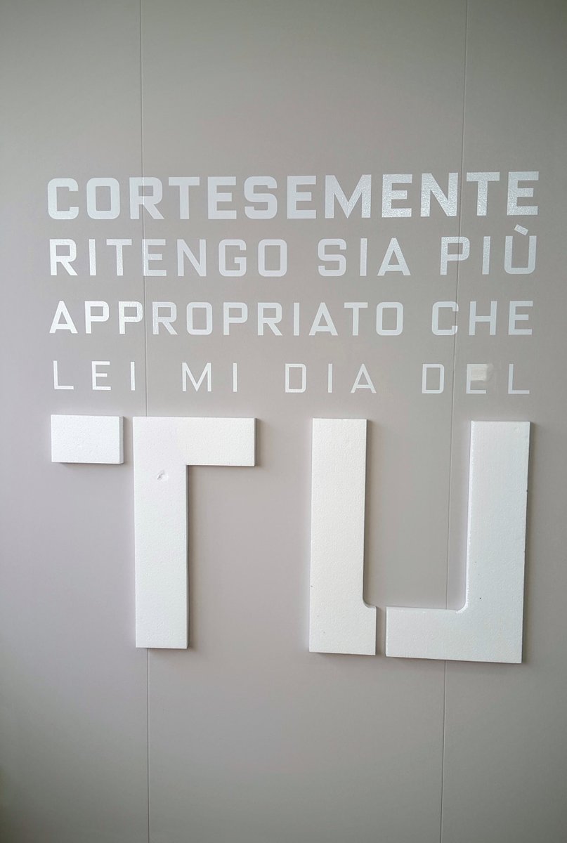 viaggiovero's tweet photo. Esempio d'Italia che non si piange addosso? Il giovane @ID_106 a Pesaro mi ha impressionato. https://t.co/4phVLUhvIT https://t.co/egMEOrpM6Y