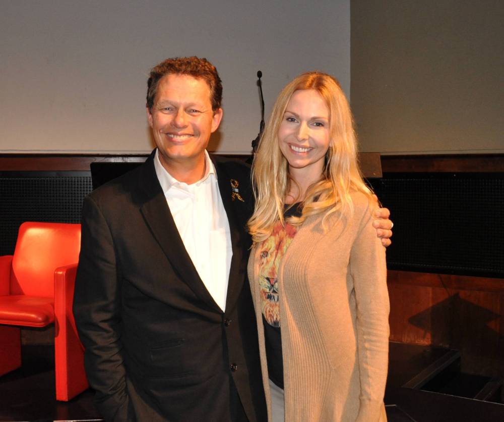 AnnekaSvenska's tweet photo. #BLOODLIONS screening yesterday @RGS_IBG Fantastic @Blood_Lions teAM #bredforthebullet #STOPCANNEDLIONHUNTING #CECIL https://t.co/2drXHN0hdh