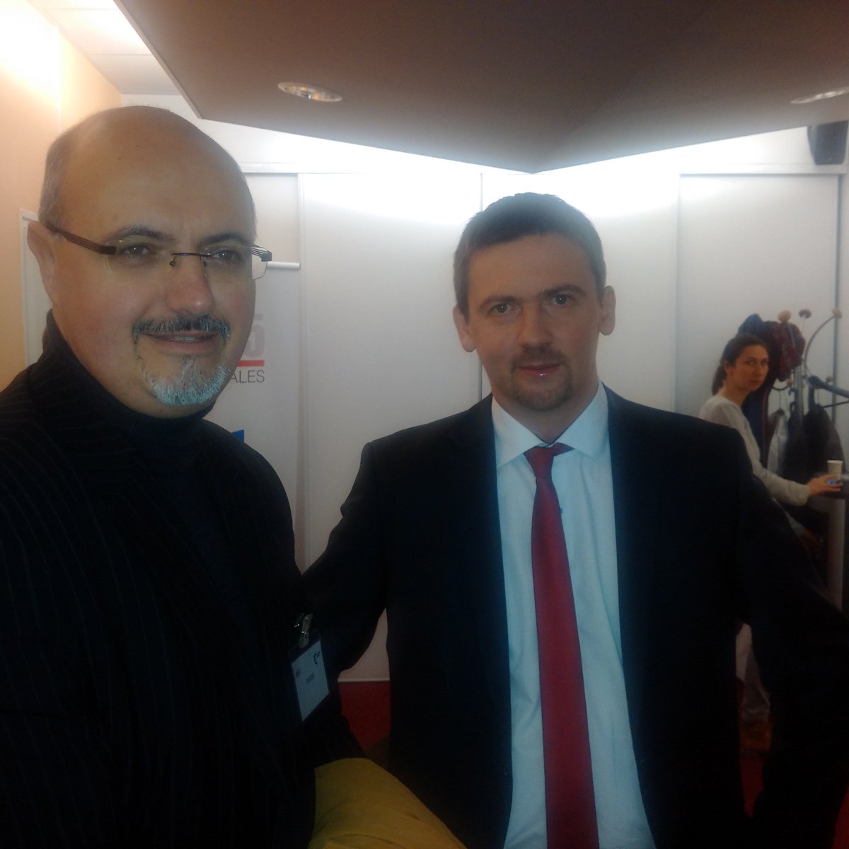 Trouillet2015's tweet photo. Ghislain Wysocinski, tête de liste pour la Marne #AEI venu soutenir Jean-Georges Trouillet avant l'émission sur #FR3 https://t.co/i3Opo1pl1P