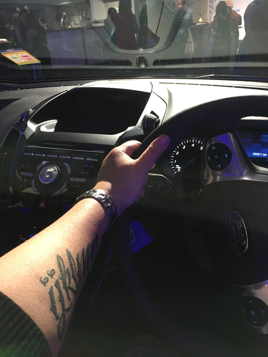 mummyk's tweet photo. Never owned new car before! Might have wiped new car smell on mi neck #fordthinking #voicesof2015 https://t.co/hkzl9Iata9
