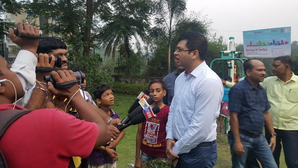 SmartSilvassa's tweet photo. Citizen engagement at Open Gym Inaugration @SmartSilvassa https://t.co/x5KR01j4uQ