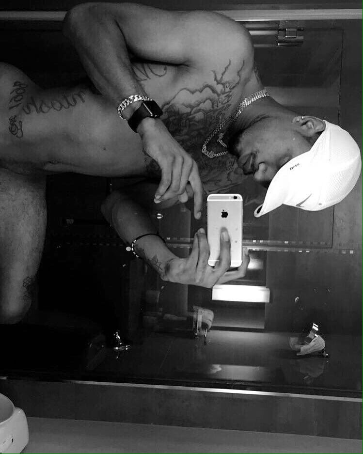 ITHEILLEST's tweet photo. Callin' it a night. 😴✌🏽️ https://t.co/VBdAoIJL4B