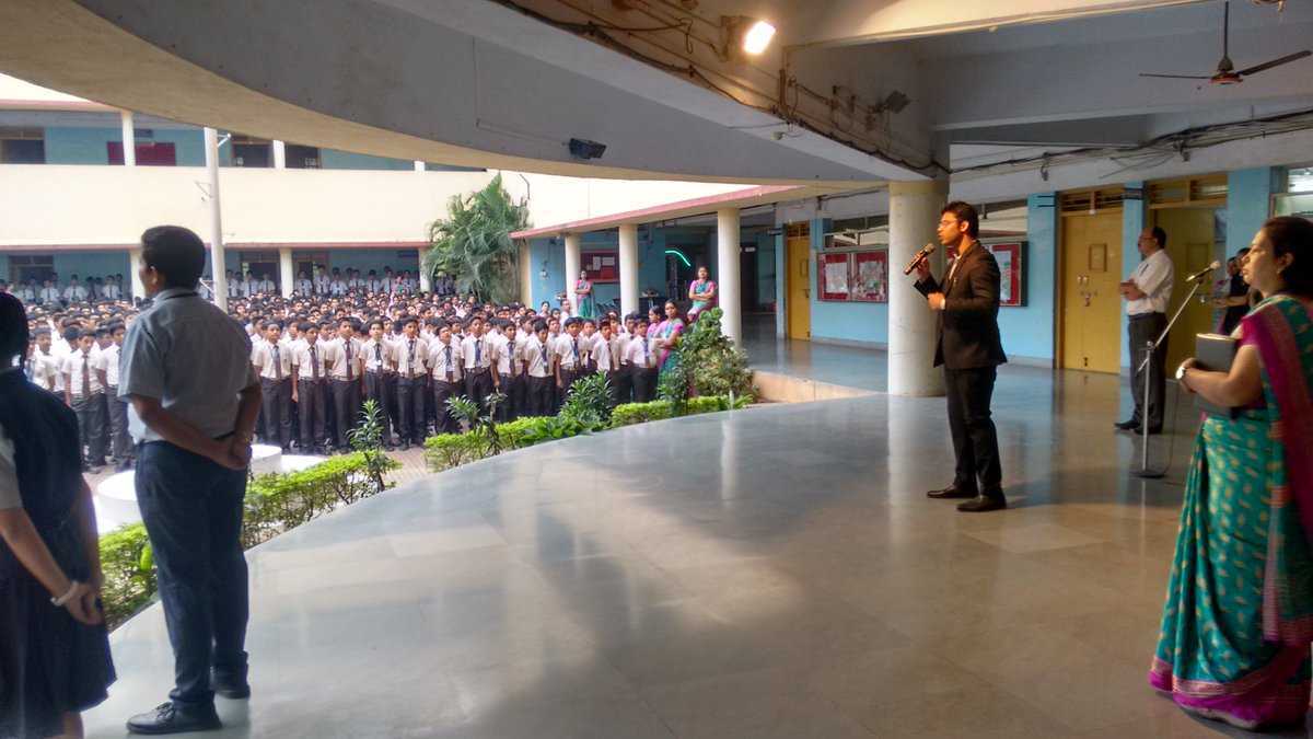 SmartSilvassa's tweet photo. Citizen Engagement at Lions English School @SmartSilvassa https://t.co/NbsHHd0du9