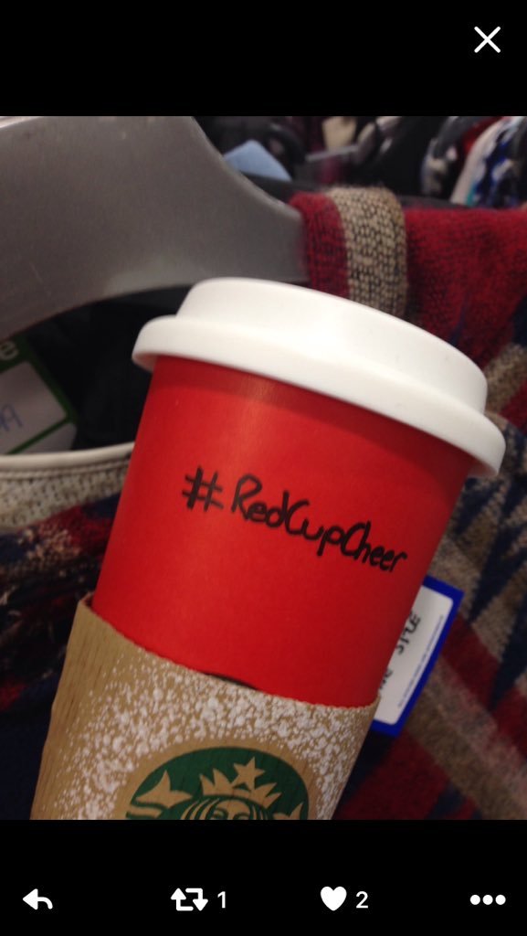 StarbucksWS1's tweet photo. Please retweet four our chance to win for @Newlifecharity #redcupcheer ❤️❤️❤️❤️❤️ https://t.co/vSAccTMOTC