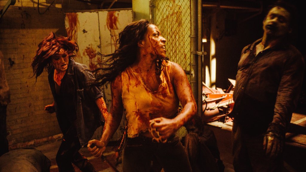 znation's tweet photo. When your auntie starts throwing shade at your moms stuffing recipe and the rest of your relatives start weighing in https://t.co/ImgQlHJPqZ