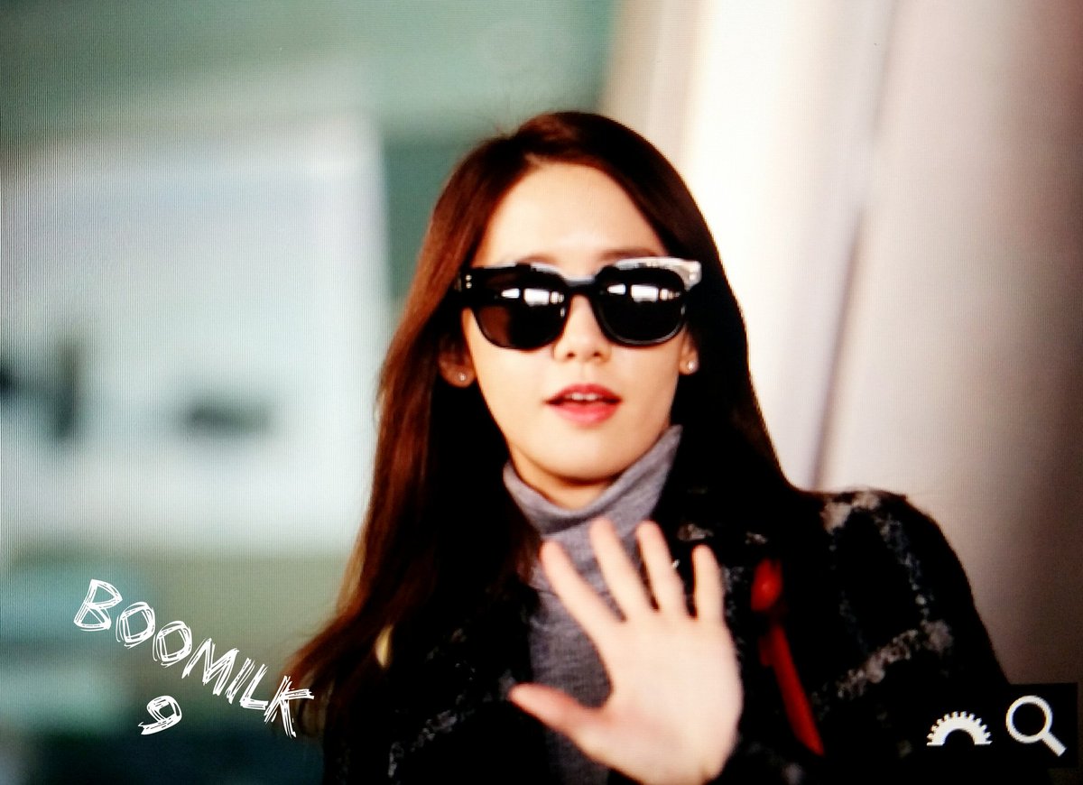 [PIC][28-11-2015]YoonA trở về Hàn Quốc vào chiều nay CU4Vp8JUsAAaCYS