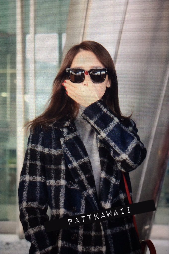 [PIC][28-11-2015]YoonA trở về Hàn Quốc vào chiều nay CU4XoeGUwAIAAq-