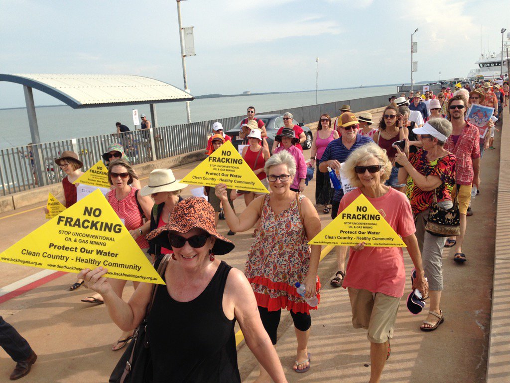 FrackFreeNT's tweet photo. Great tropical vibes in Darwin today. Let's keep risky fracked fossil fuels in the ground. #peoplesclimate https://t.co/NjgI87J97O