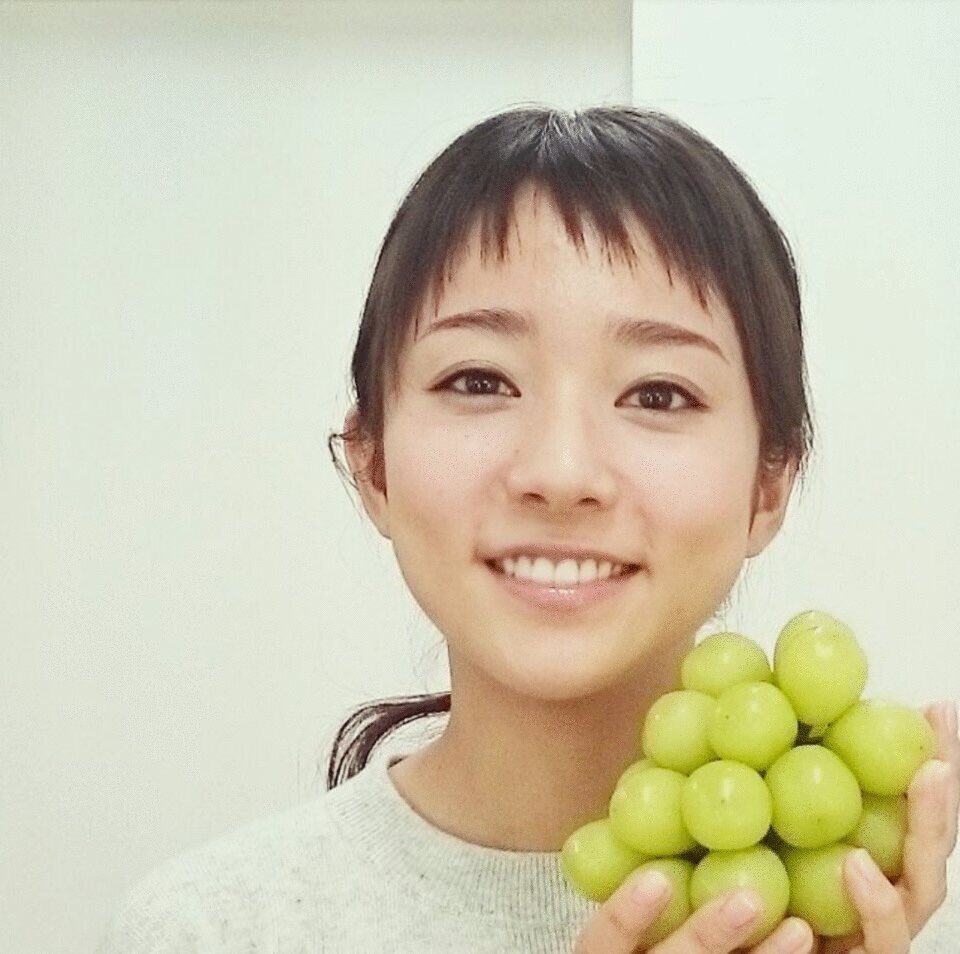 XXXmxxx1112's tweet photo. おん眉２人
どっちが好き？☺️
木村文乃←いいね
伊藤千晃←RT https://t.co/MtsfKgyQaJ