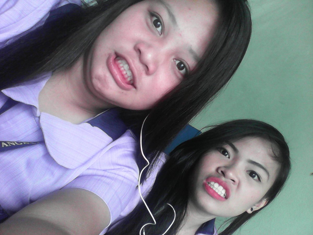 jdgaira's tweet photo. Eto maayos na haha @luisaaguelyyy https://t.co/n55dR9sSUE