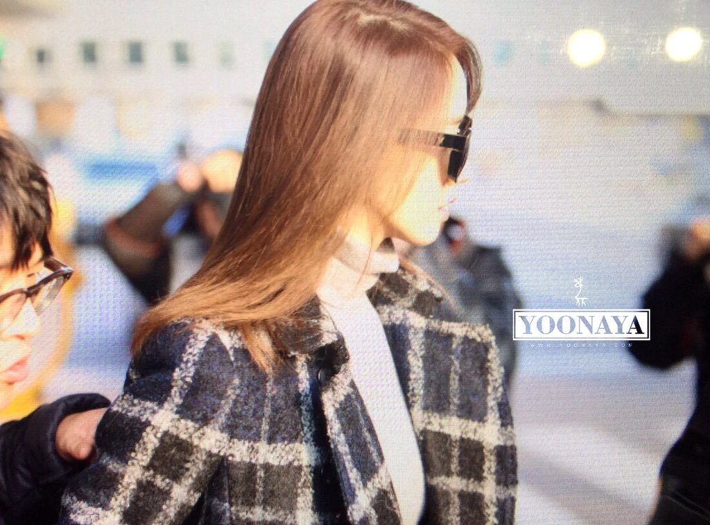 [PIC][28-11-2015]YoonA trở về Hàn Quốc vào chiều nay CU4el5tVAAA-s7D