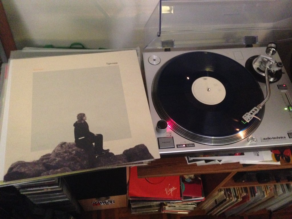 Brendanoz's tweet photo. Amazing #record #Tigersapp by #Szymon Posthumous Release Aria nominated Just #beautiful 🎶💐 @fbiradio @A_Sensible_Man https://t.co/53wci3DIop
