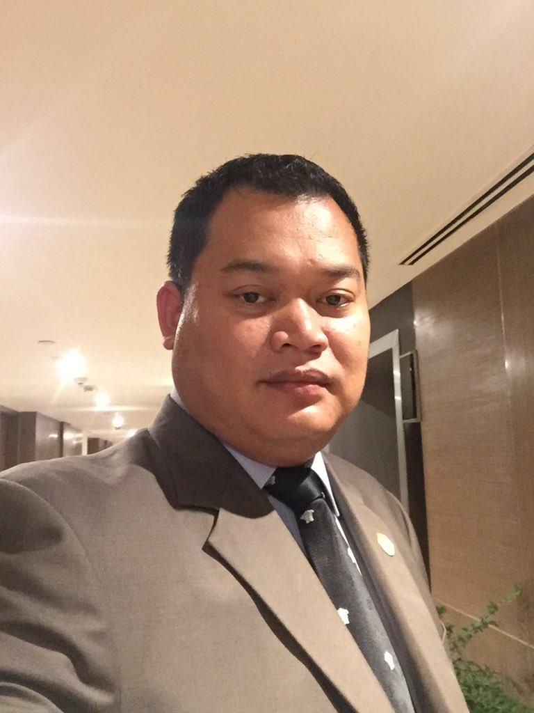 reththa's tweet image. Ready for the gala dinner organize by BKT in trident hotel Mumbai