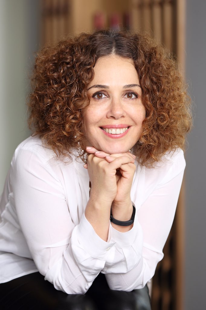 kubrapc's tweet photo. Yapımcı @zeynepozbtr ile Türk sinema sektörünün sorunlarını ve Turkish Waves'i konuştuk https://t.co/a2z9c584mc https://t.co/1NHaewtRwr