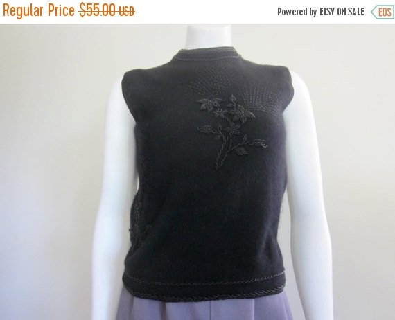 thriftingmagpie's tweet photo. Beaded Sweater / 1960s / Mad Men / Evening Tops / Black / Astronaut Wives Cl… https://t.co/7AZ6GoDlVe #Etsy #WoolTop https://t.co/nBlKw8vBNL