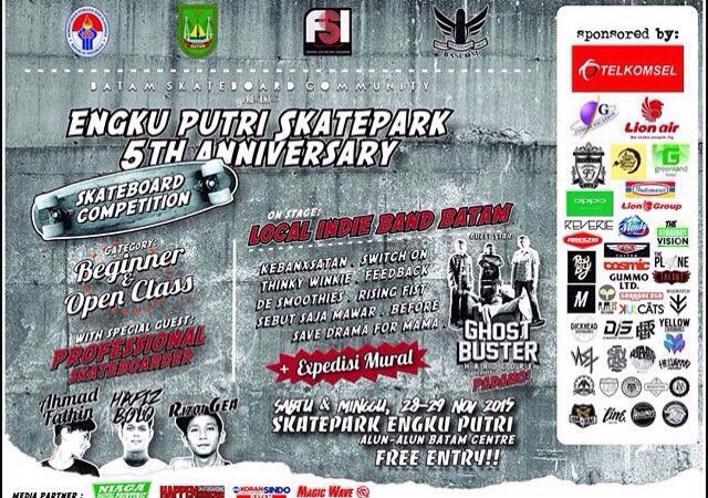 switchonSWON's tweet image. jangan lupa besok!! kita bakalan perform di anniversary nya skatepark yg ke 5 di alun-alun batam centre. jam 7 malem