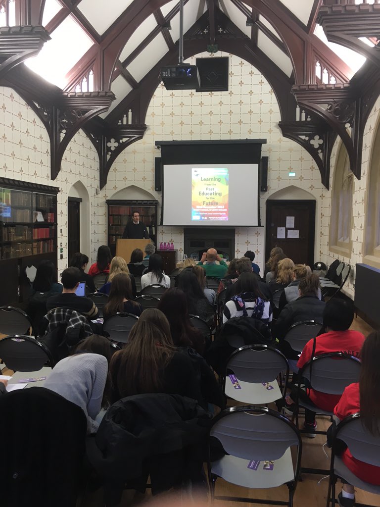 CamIDC2015's tweet photo. @john_rendel from @PEASchools begins by talking about school fees in the global south #breakout5 #camidc2015 https://t.co/FGUdKK139K