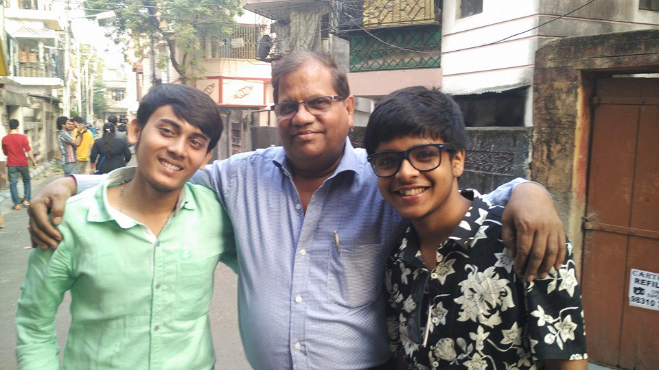 ghuri4dec's tweet photo. Producer BajrangLal Agarwal with Child Actors (Soham &amp; Rohit) 
Ghuri is releasing on 4 Dec
#Ghuri #Ghuri4Dec https://t.co/TQfzXcFpyn