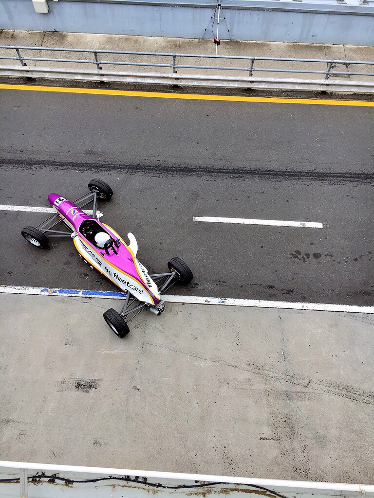 ChauEunice's tweet photo. Phillip island motorsport🏁 #formulaford #phillipisland #phillipislandgrandprix #motorsport #Melbourne #Australia https://t.co/XG2GoYQ6sA
