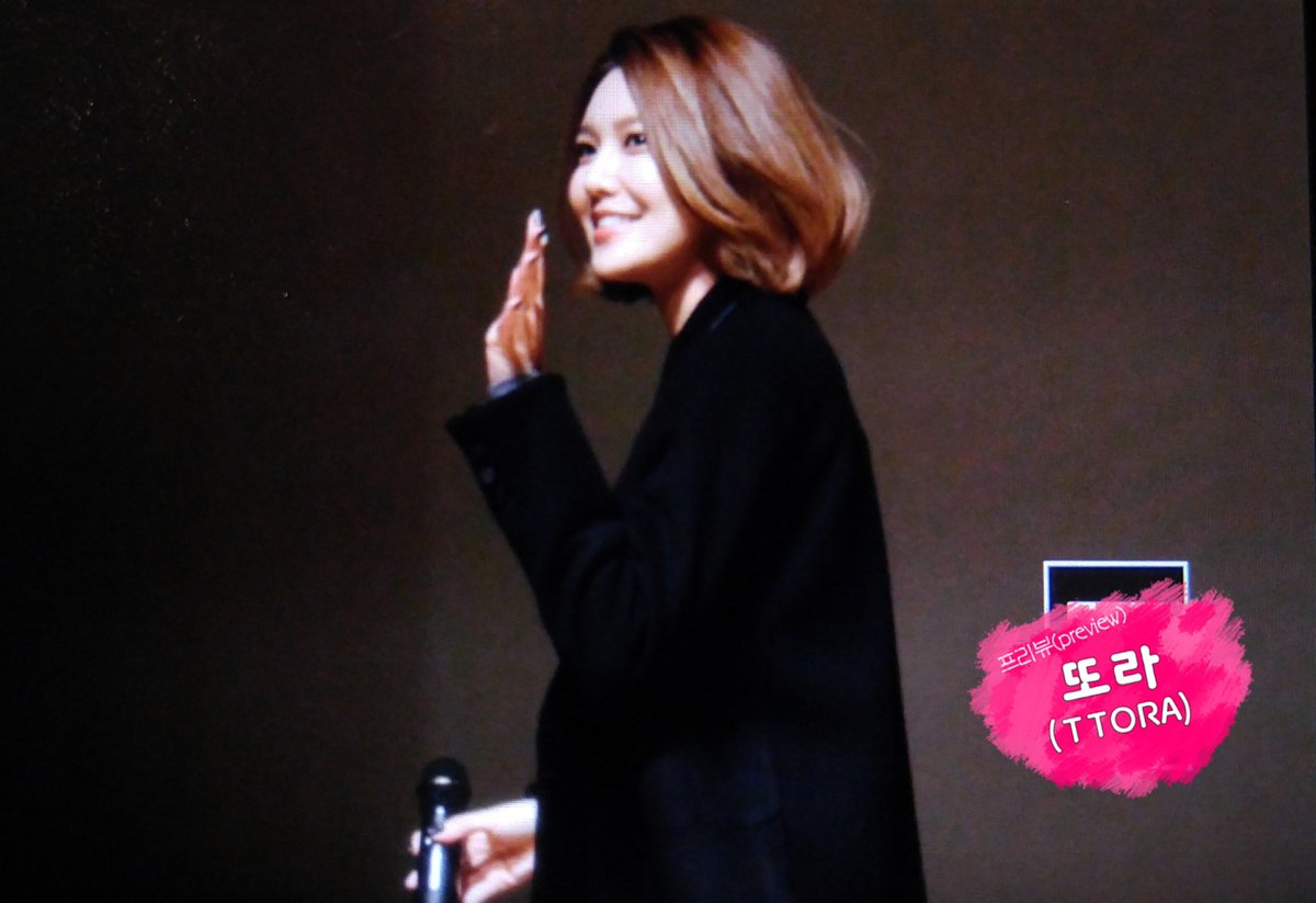 [PIC][28-11-2015]SooYoung tham dự "Korean Retinitis Pigmentosa Society Concert" vào tối nay CU5BqETU8AA1he7